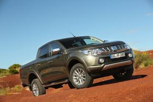 Mitsubishi L200 Double Cab 2015 года